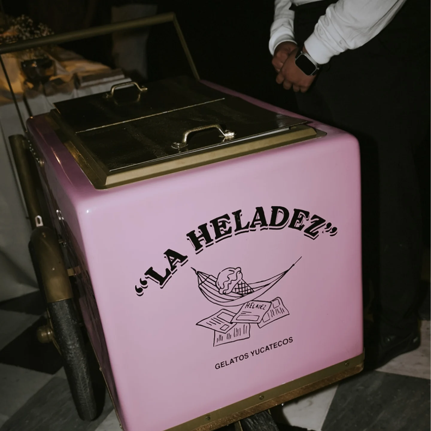 Carrito rosa de La Heladez